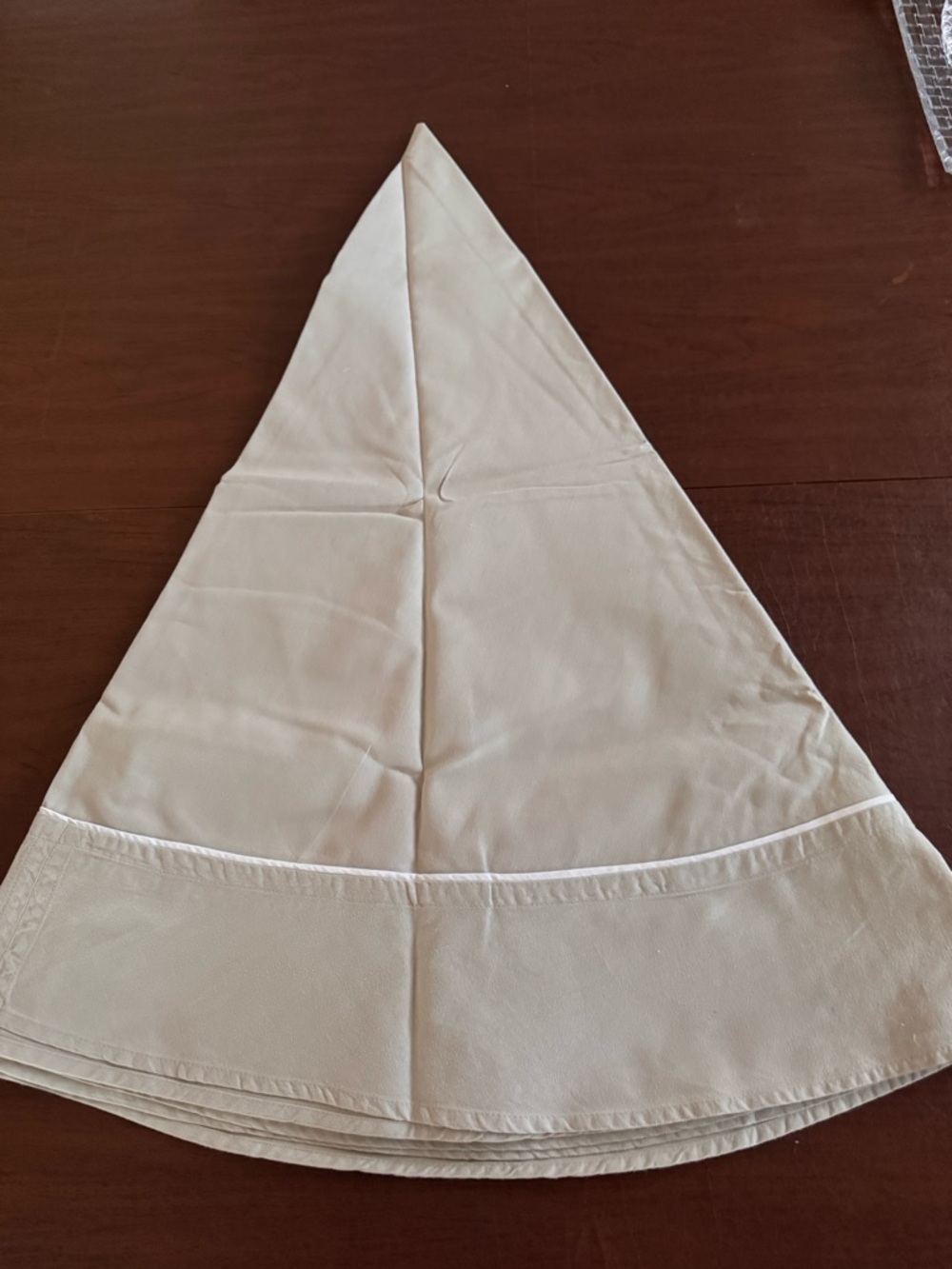 Tablecloth 48”x33 length Khaki with white trim.  Perfect condition.  Cotton